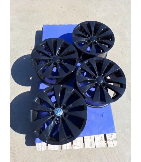 Jante VW Phoenix 8.0x17 et 41 5x112 Originale Black Edition